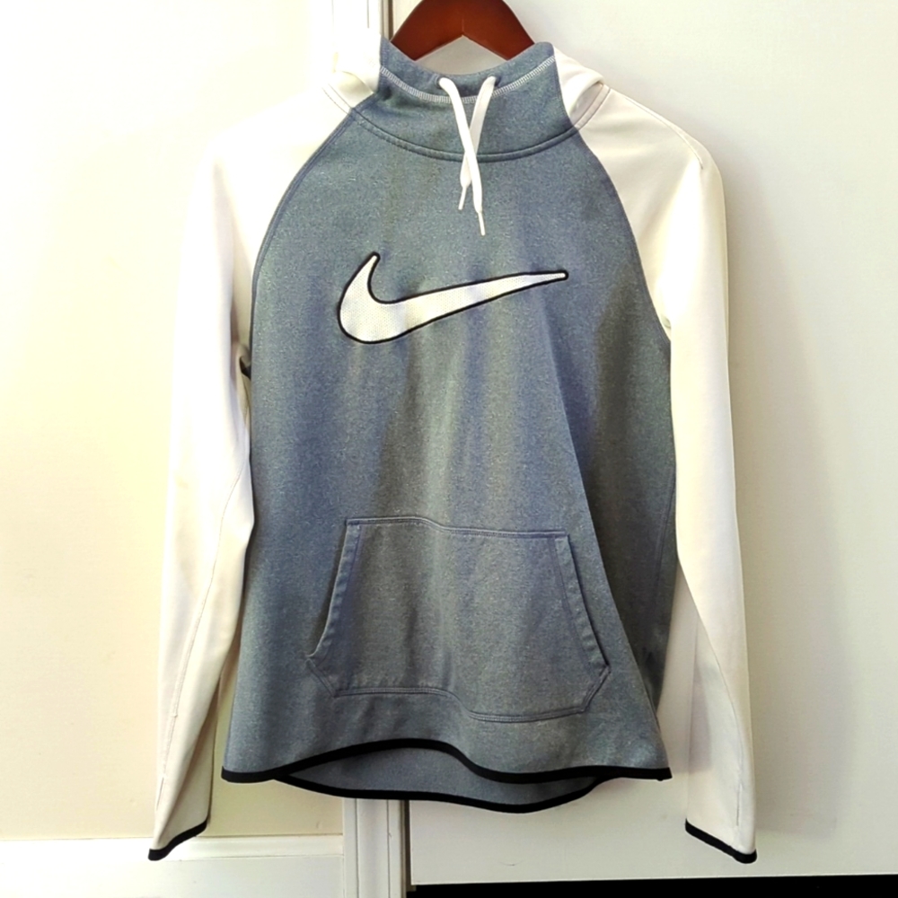 Nike sweatshirt